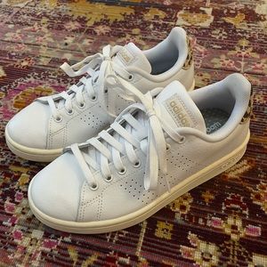 Adidas | Cloudfoam Advantage Shoes | White Cheetah Print